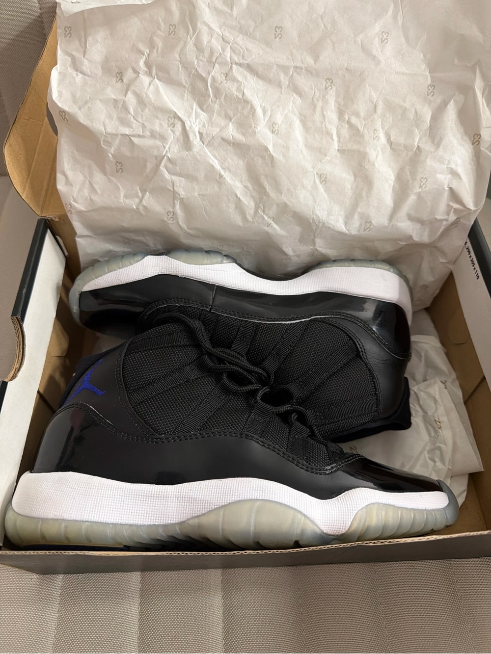 2016 Jordan 11 space jams